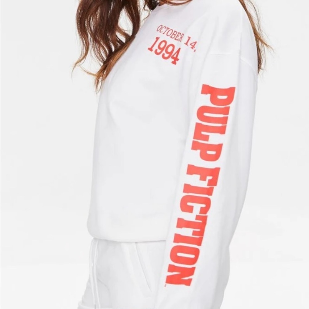 Retro Pulp Fiction Graphic Sweatshirt White Y2K Streetwear Cult Classic - Picture 2 of 9